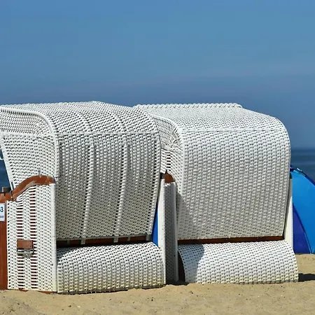 Apartment Strandhochhaus She9 *