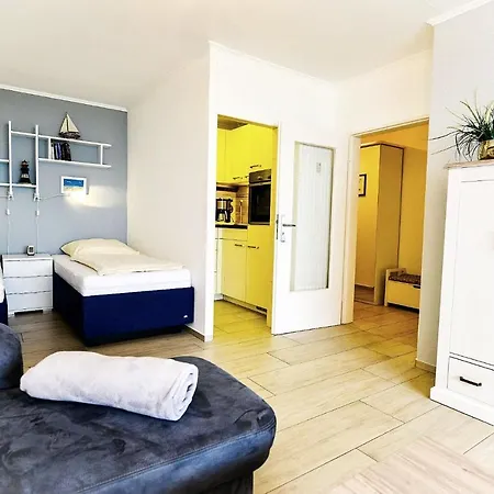 Strandhochhaus She9 *